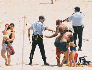 Praia de Carcavelos a 10 de Junho: Quem são os criminosos?