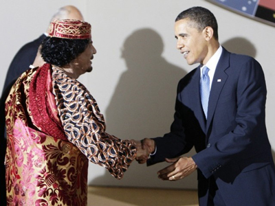 Khadafi e Obama na Cimeira do G8 em L’Aquila